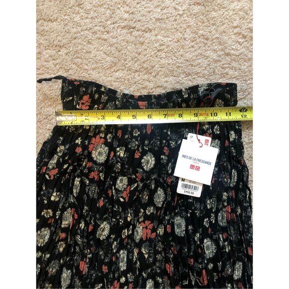 Uniqlo x Ines De La Fressange NWT Pleated Twist Skirt, Size Medium, MSRP $990 - Picture 9 of 11